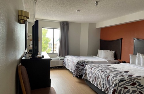 Branson Hotel | Red Roof Inn Branson
