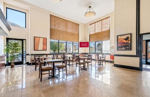 Charlotte Hotel | Red Roof Inn Charlotte - University