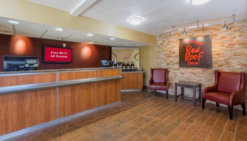 Northside Hotel | Red Roof Inn Jacksonville Airport