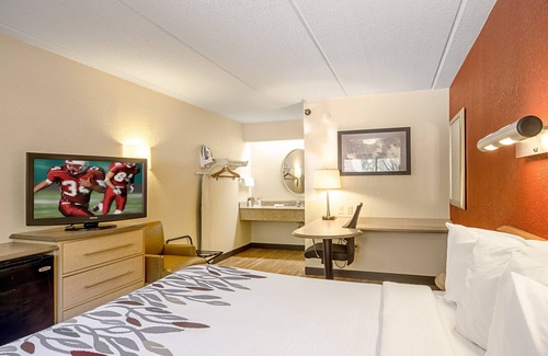 Johnson City Hotel | Red Roof Inn Johnson City