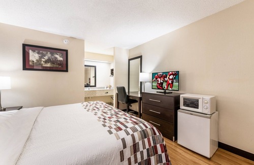 Lexington - Salisbury Hotel | Red Roof Inn Lexington, NC