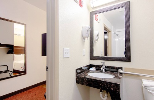 Locust Grove Hotel | Red Roof Inn Locust Grove