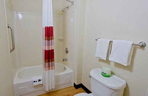 North Charleston Hotel | Red Roof Inn North Charleston Coliseum