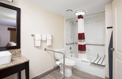 Irondale Hotel | Red Roof Inn PLUS+ Birmingham East - Irondale/Airport