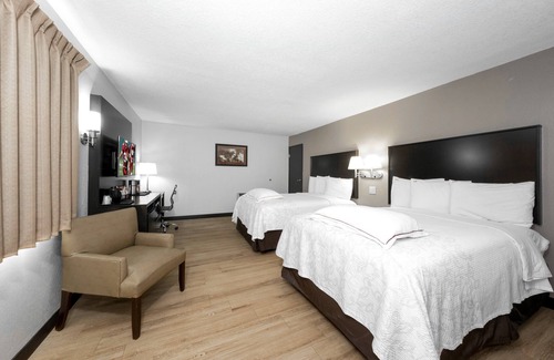 Huntsville Hotel | Red Roof Inn PLUS+ Huntsville