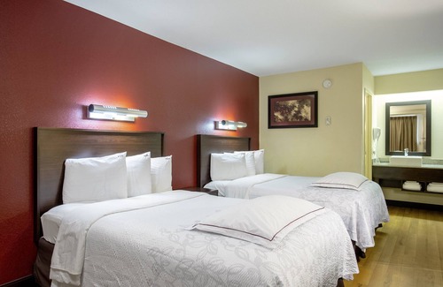 Linthicum Heights Hotel | Red Roof Inn PLUS+ Baltimore-Washington DC/BWI Airport