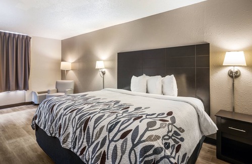 Windsor Forest Hotel | Red Roof Inn Savannah - Southside/Midtown
