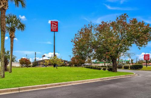 St. George Hotel | Red Roof Inn St George, SC