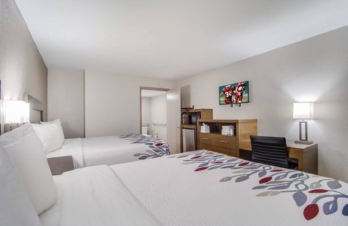 St. George Hotel | Red Roof Inn St George, SC