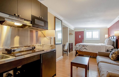North Fremont Street Hotel | Red Roof Inn & Suites Monterey