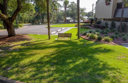 Tallahassee Hotel | Red Roof Inn Tallahassee - University