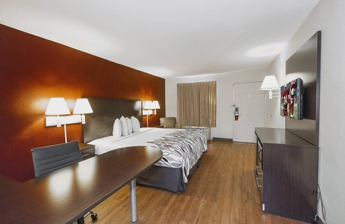 Walterboro Hotel | Red Roof Inn Walterboro