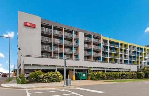 Northeast Virginia Beach Hotel | Red Roof PLUS & Suites Virginia Beach - Seaside