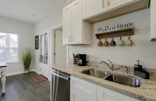 Chapin House | Red Rooster of Chapin