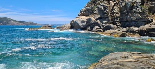 Cabo Frio House | Red Rose