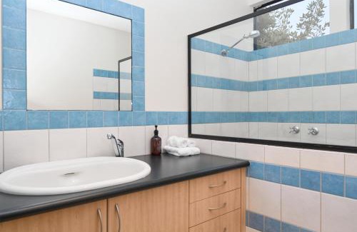 Bicheno House | Redbill Beach House