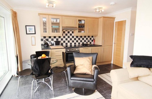 Bishopston Apartment | Redcliffe Apartments C