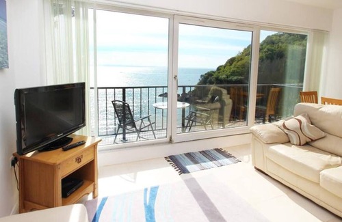 Bishopston Apartment | Redcliffe Apartments K