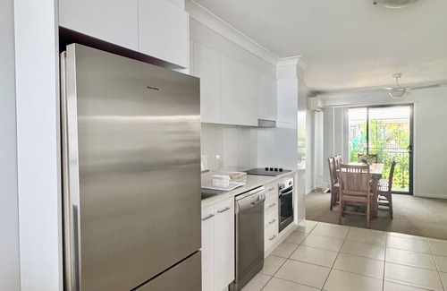 Redcliffe House | Redcliffe Beachside Escape
