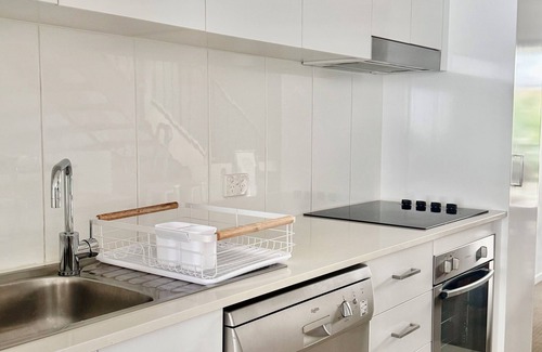 Redcliffe House | Redcliffe Beachside Escape