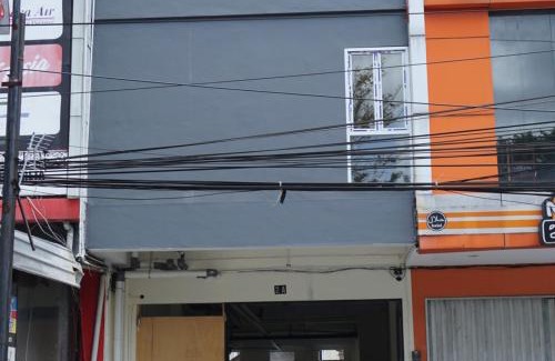 Depok Hotel | RedDoorz at Arkana Seturan Pakuwon Mall