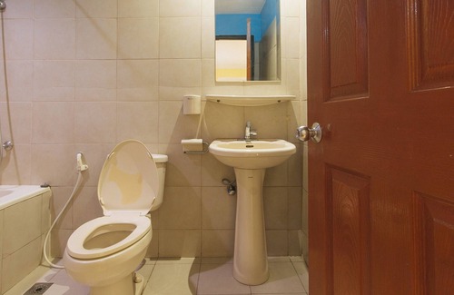 Ermita Hotel | Reddoorz at Comfy Inn Ermita Manila