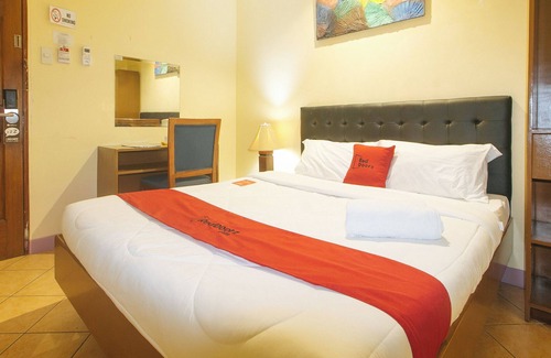 Ermita Hotel | Reddoorz at Comfy Inn Ermita Manila