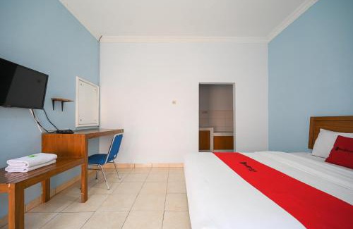 Kuta Hotel | RedDoorz at De'balcon Accomodation Kuta Bali
