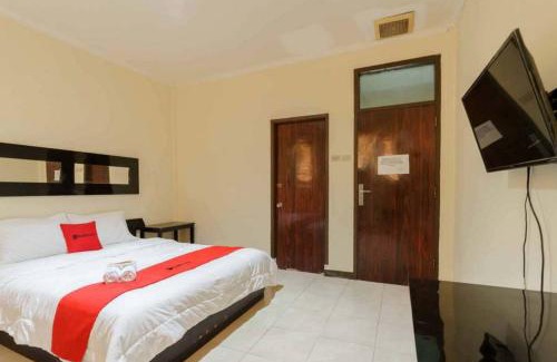 Bandar Lampung Hotel | RedDoorz at Dwipa Wisata Hotel Lampung