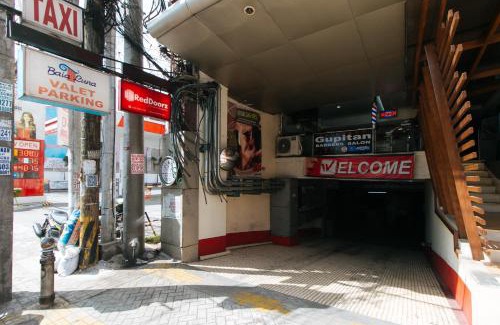 South Triangle Hotel | RedDoorz at Timog Avenue Quezon City