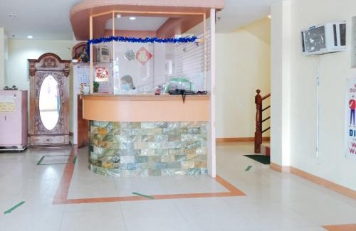 Iloilo City Proper Hotel | RedDoorz @ Eros Travellers Pensione