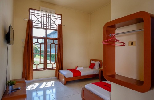 Palopo House | RedDoorz @ Hotel Horas Palopo