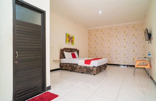Palangkaraya Hotel | RedDoorz @ Jalan Bukit Keminting