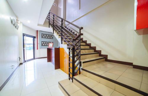 Angeles City Hotel | RedDoorz near Angeles University Foundation