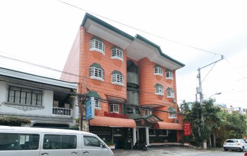 Diliman Hotel | RedDoorz near East Avenue Medical Center