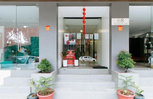 Culiat Hotel | RedDoorz near Fernwoods Garden Quezon City