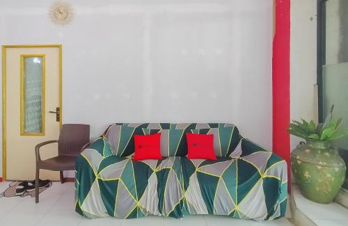 Banjarmasin Hotel | RedDoorz near Gapura Kota Banjarmasin