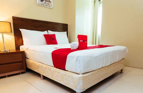 Palanan Hotel | RedDoorz near Osmena Highway 1