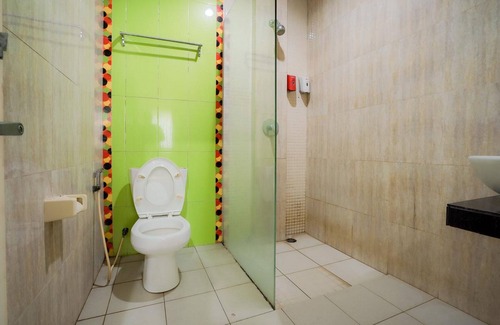 Labuan Bajo House | RedDoorz near Pantai Pede