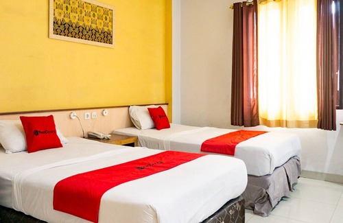 Jayapura Hotel | RedDoorz near Pelabuhan Jayapura