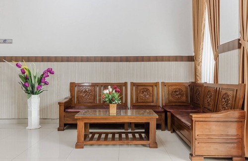 Banjarmasin House | RedDoorz near RSU Suaka Insan