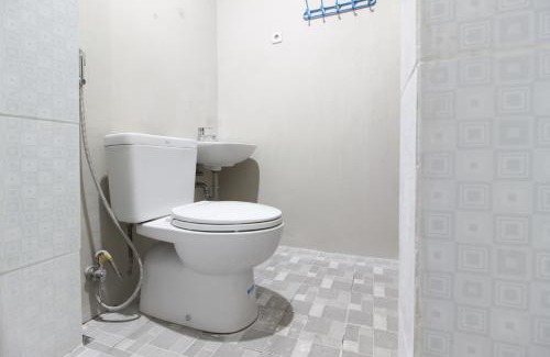 Solo City Centre House | RedDoorz near Solo Balapan Station 2