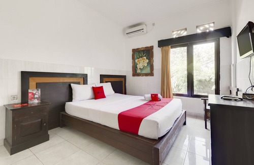 Denpasar Barat Hotel | RedDoorz near Stadion Kompyang Sujana Bali