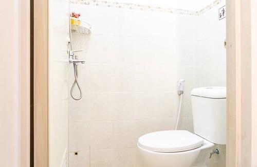 Jakarta Hotel | RedDoorz near Tarumanagara University