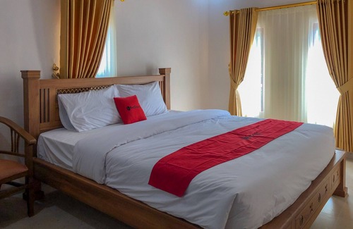 Yogyakarta Hotel | RedDoorz near XT Square 3