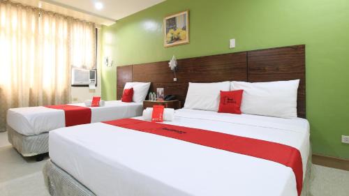 Santa Cruz Hotel | RedDoorz Plus @ Chinatown Binondo
