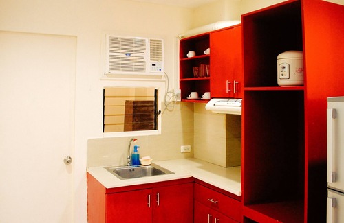 Cebu House | RedDoorz Plus @ Mabolo Cebu