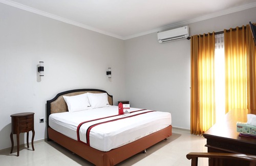 Depok House | RedDoorz Plus near Adisucipto Airport 2