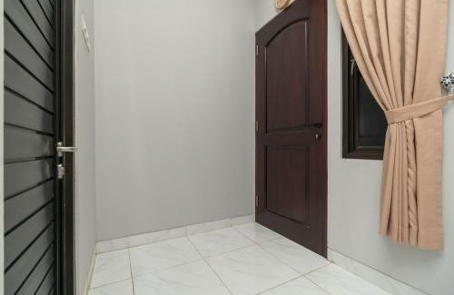 Sentul City Bed & Breakfast | RedDoorz Plus near Jungeland Sentul