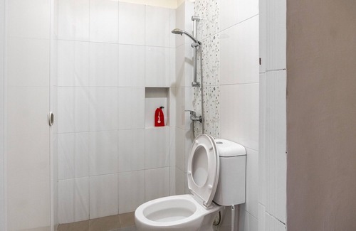Medan House | RedDoorz Plus near Millenium ICT Centre Medan 2